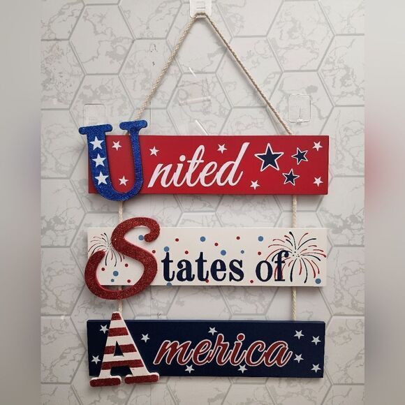 New Wooden 4th of July Patriotic Americana Wall Decor - Picture 1 of 3